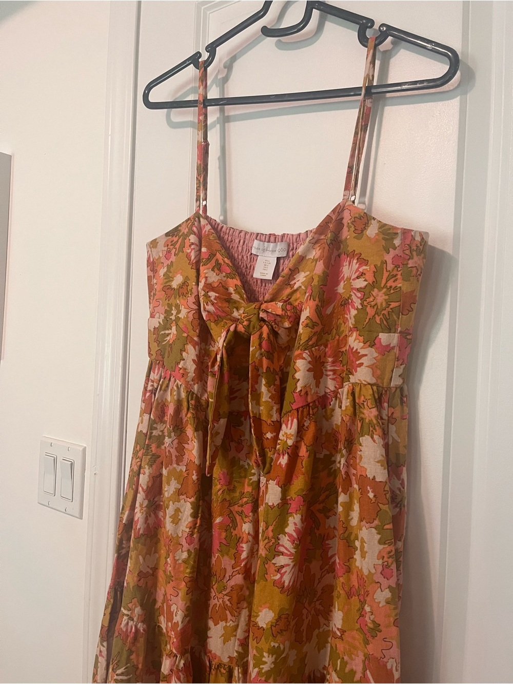 House of Harlow 1960 Tiered Floral Maxi Dress in Coral, Pink & Olive - Picture 4 of 5